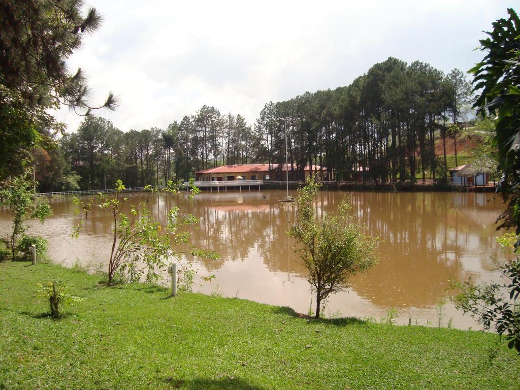 Hotel Fazenda Floresta Do Lago Socorro  Buitenkant foto
